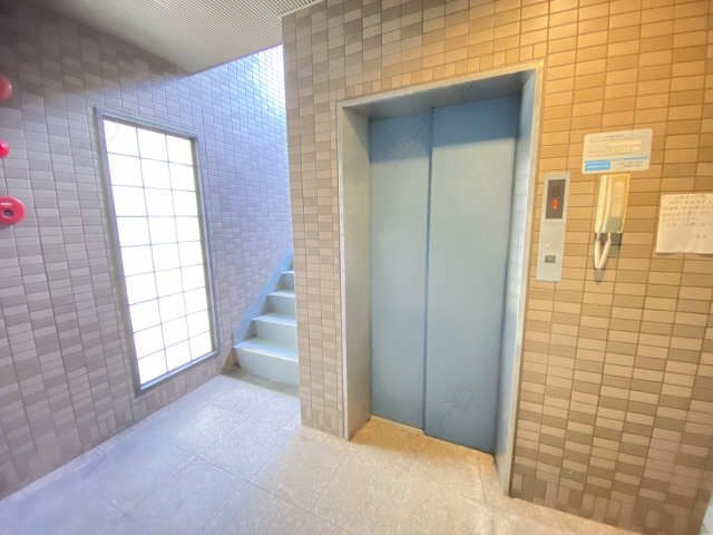 エレベーター