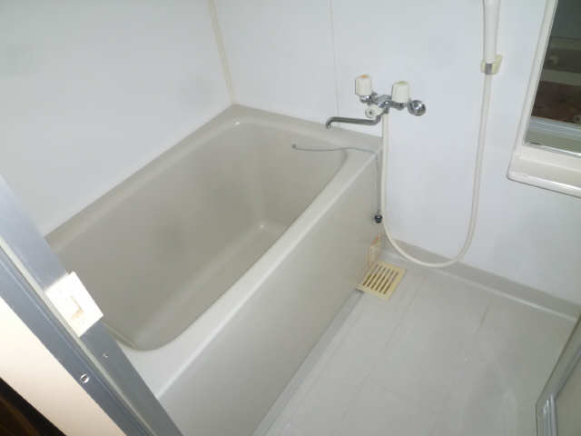 覚王山エクセル 2階 浴室