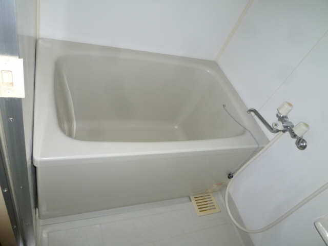 覚王山エクセル 2階 浴室
