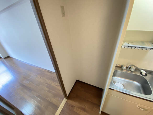 冷蔵庫置場