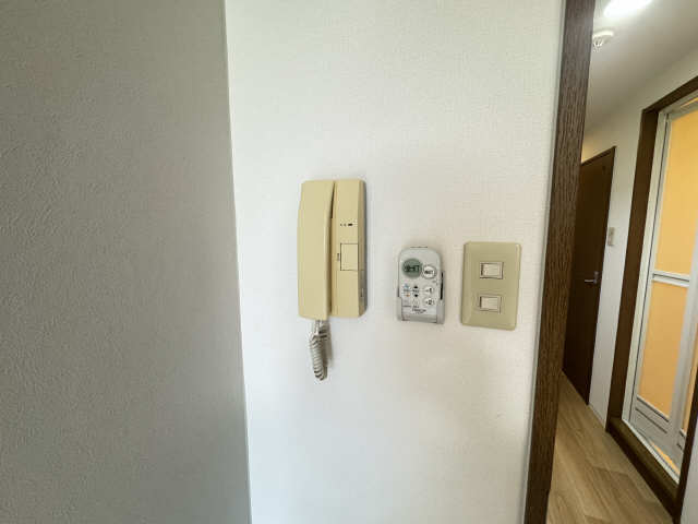インターホン