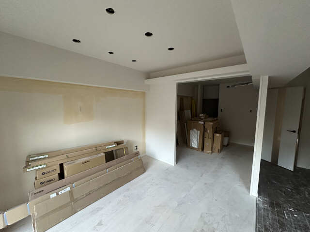 2025年10月14日改装中