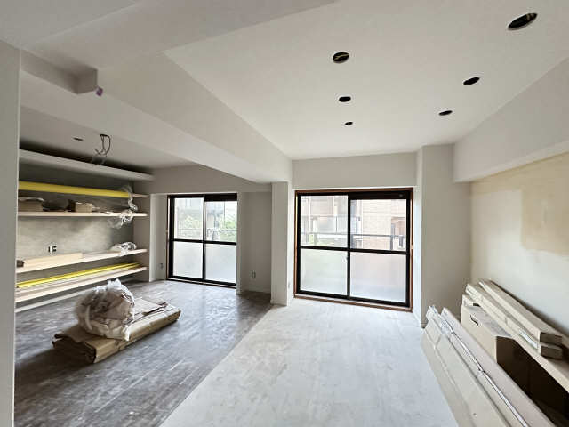 2025年10月14日改装中