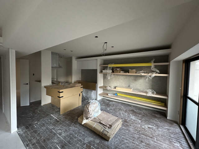 2025年10月14日改装中