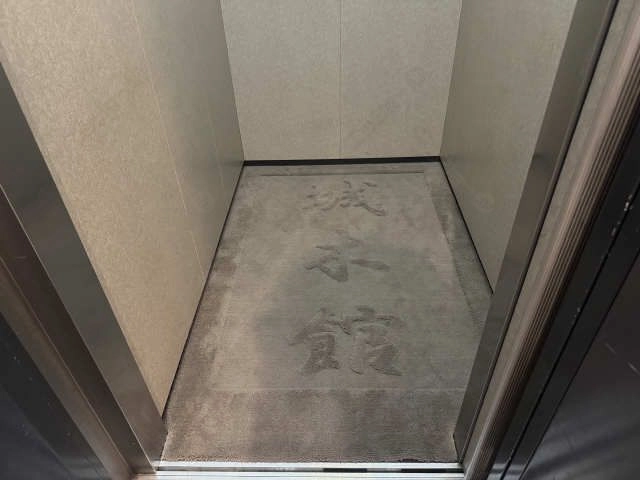 エレベーター