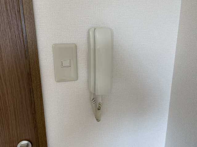 インターホン