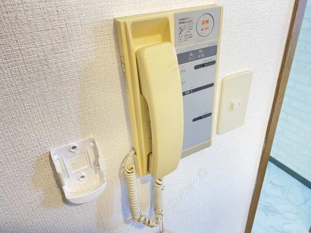 インターホン