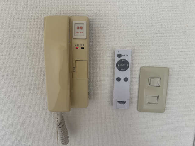 インターホン