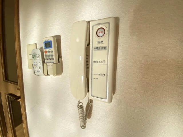 インターホン