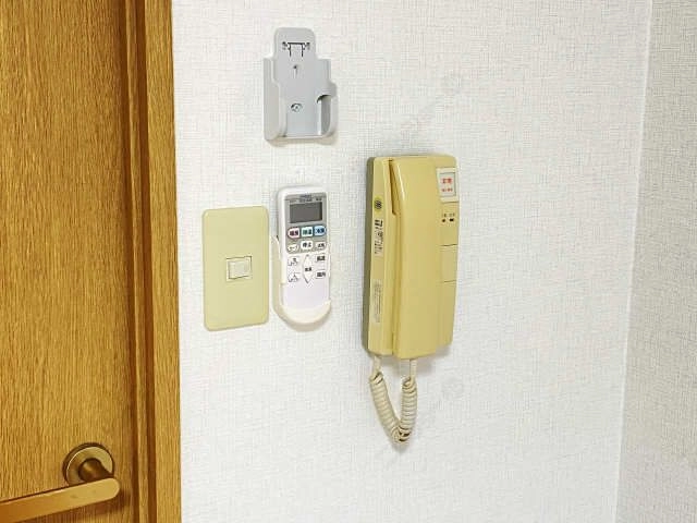 インターホン