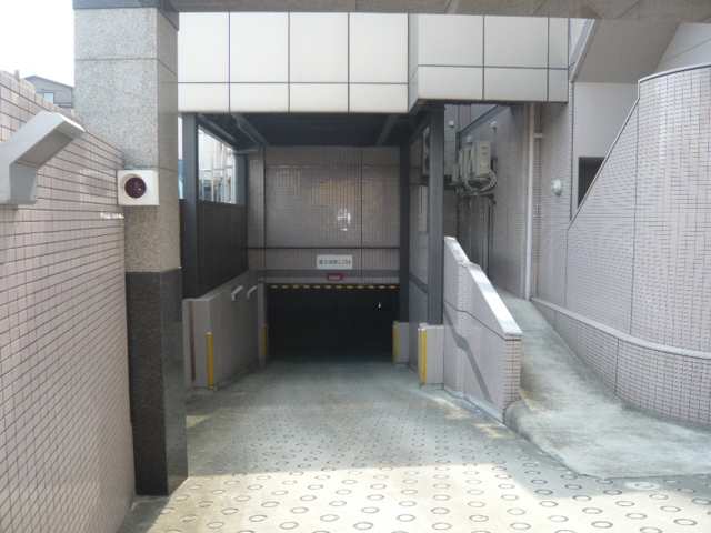 駐車場出入口