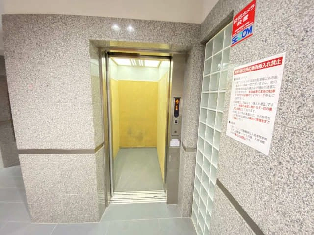 エレベーター