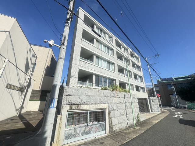 東側外観