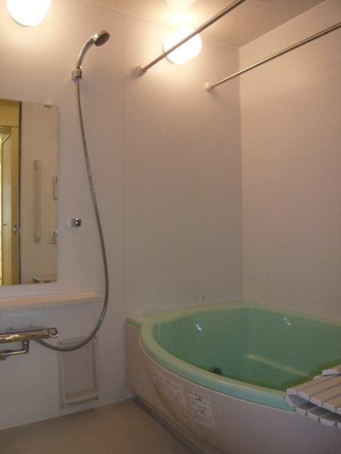 Ｐｉｏｎｅ覚王山 2階 浴室