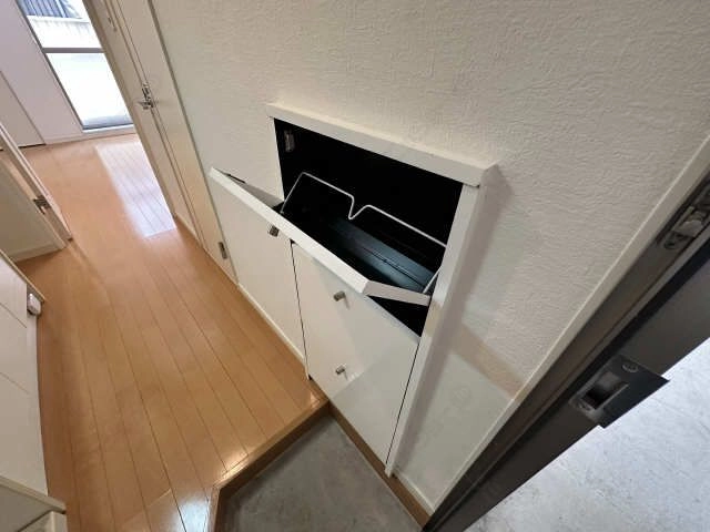 シューズボックス