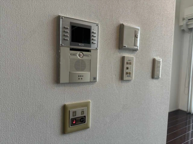 モニター付きインターホン