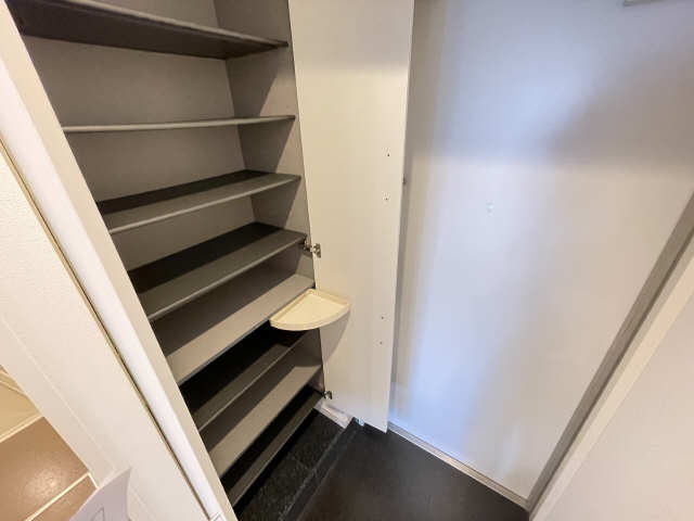 シューズBOX