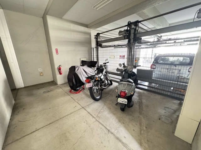 バイク置場