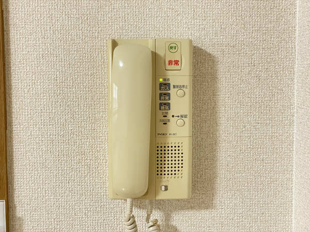 インターホン