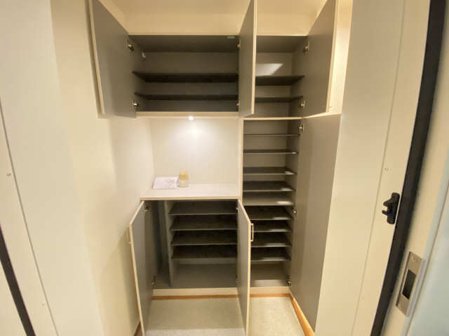 シューズBOX