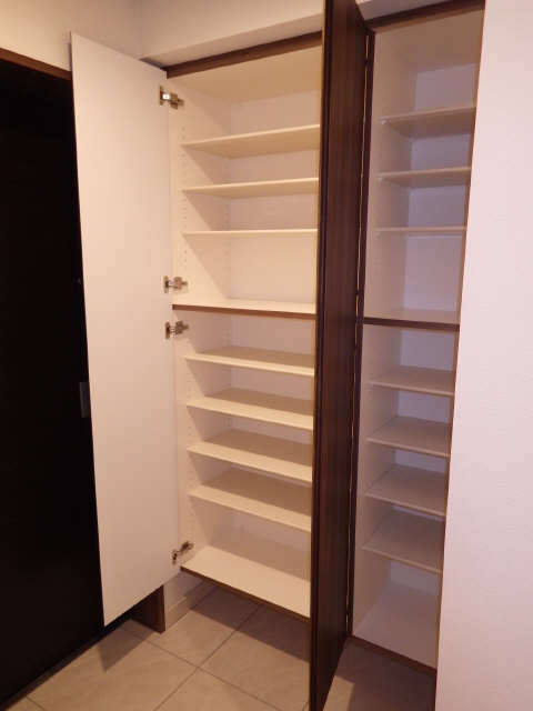 シューズBOX