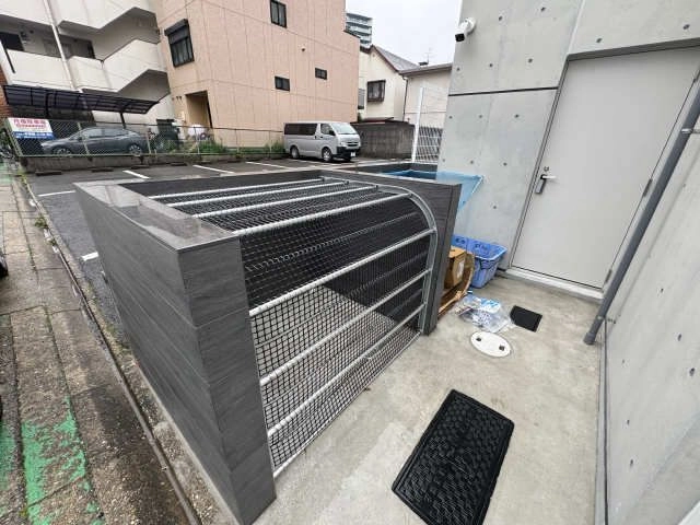 ゴミ置き場
