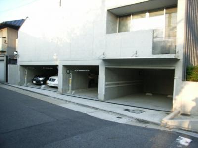 VISCONTI覚王山 2階 駐車場
