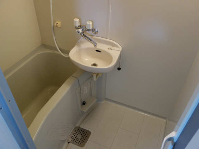 グリーンハイツ新瑞 2階 浴室