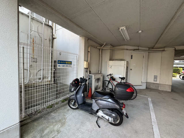 バイク置き場
