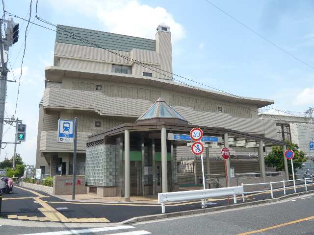 メゾン上山 1階 地下鉄駅