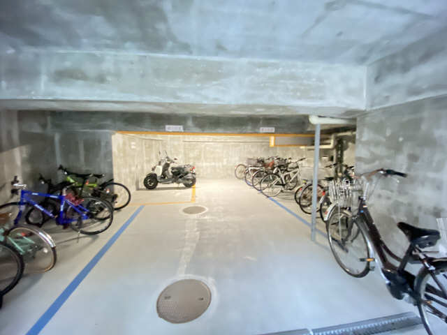駐輪場