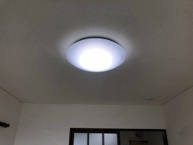 LED照明　西洋間
