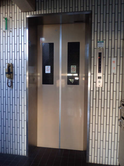 エレベーター