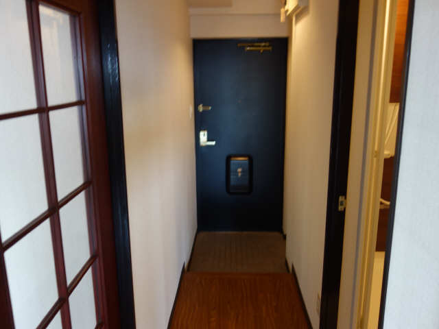 アーバンステージ名古屋 5階 玄関