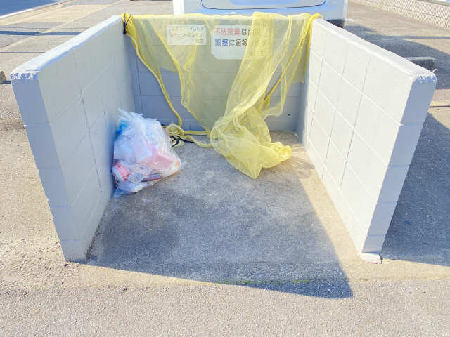 ゴミ捨て場