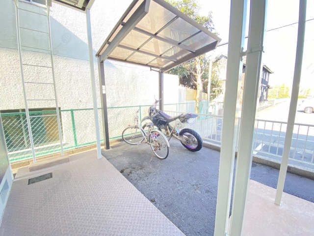 Ａ棟側自転車置場