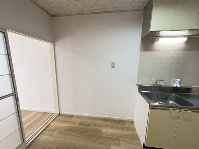 冷蔵庫置き場