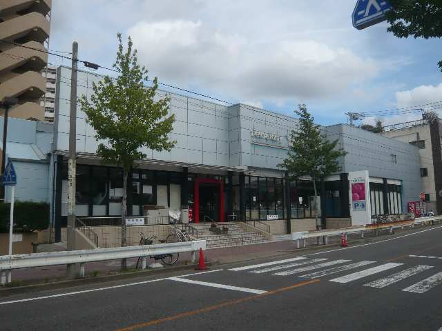 スーパー