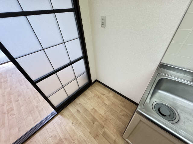 冷蔵庫置き場