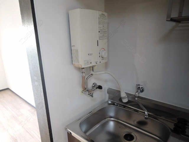 瞬間湯沸かし器