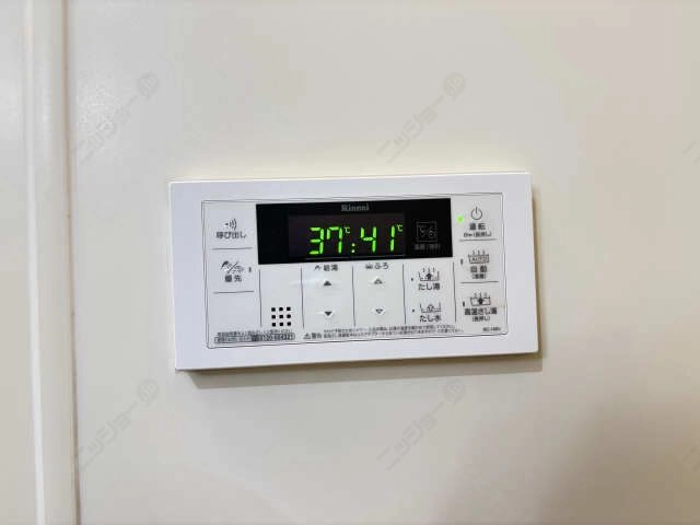 給湯パネル浴室