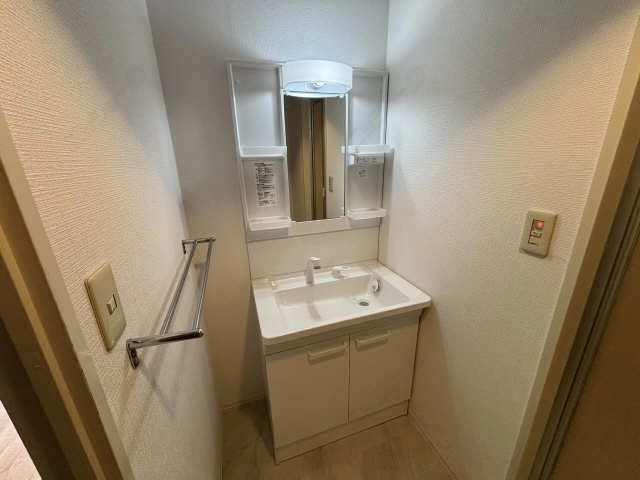 シャンプードレッサー