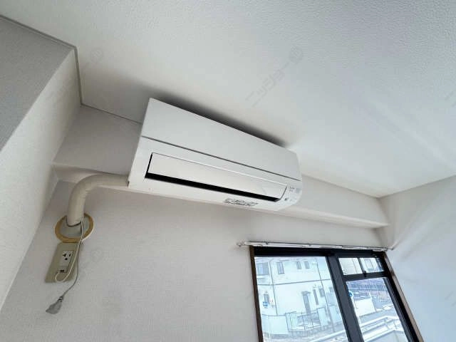 リビングエアコン