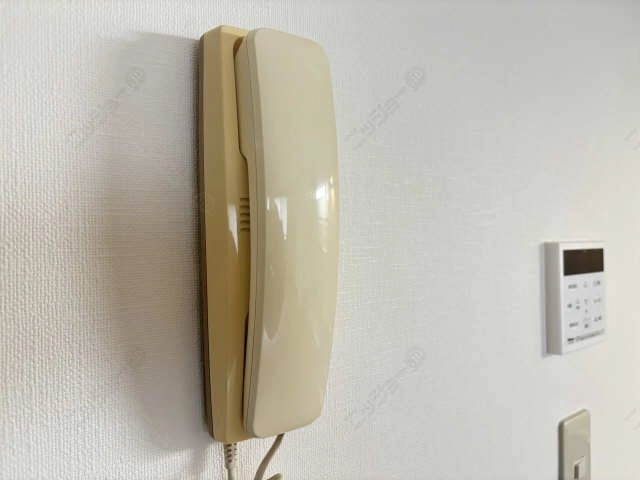 インターホン