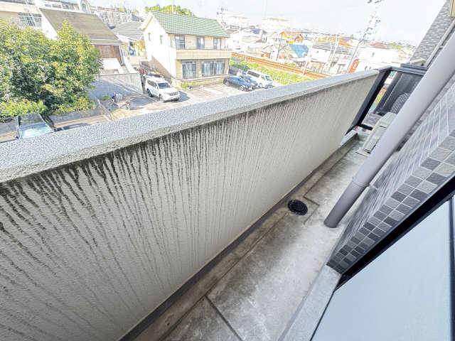 北側洋間ベランダ北側