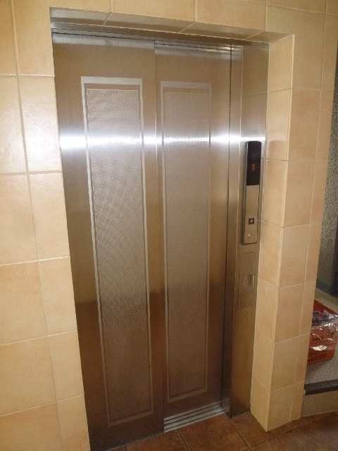 エレベーター
