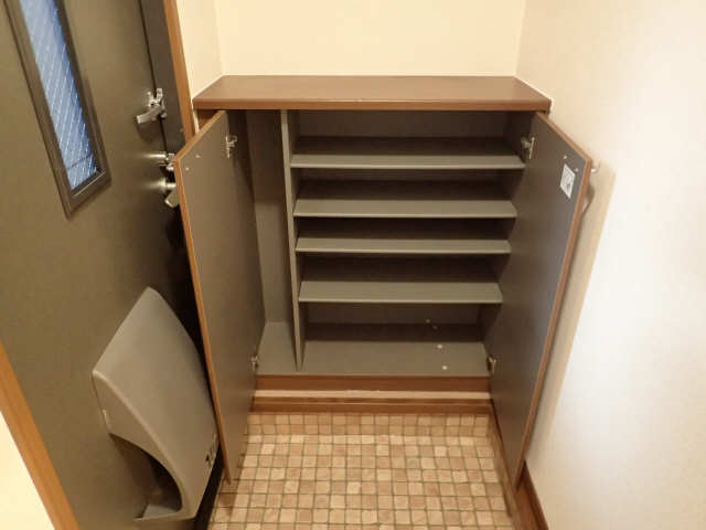 シューズBOX下段