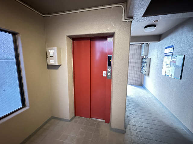 エレベーター
