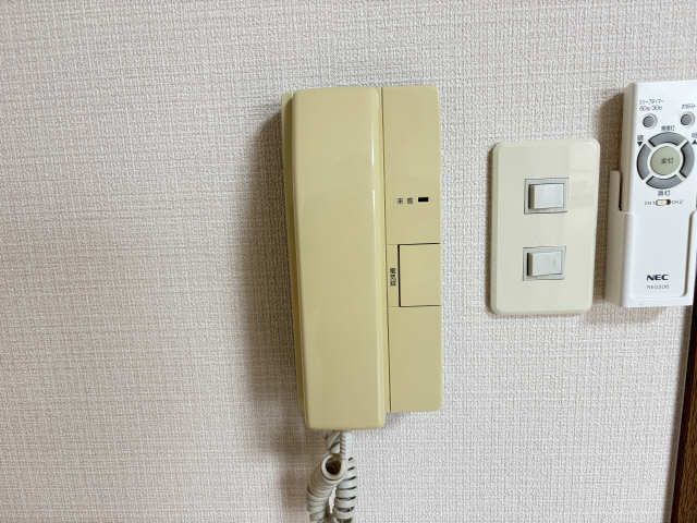 インターホン