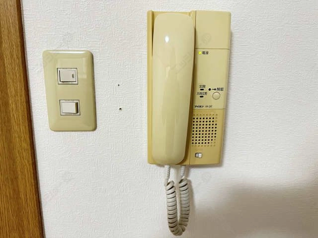 インターホン